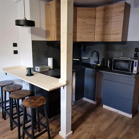 Apartament Karkonoski Zen Z Kominkiem Pod Chojnikiem * Jelení Hora